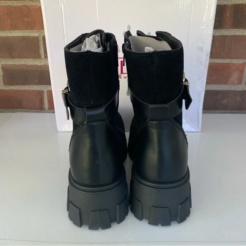 Olivia Miller Angie Black Lugged Platform Ankle Boot Size US 8 M - Picture 5 of 8